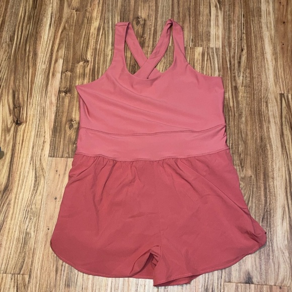 Old navy womens romper XL 16 18 active powersoft short jumpsuit pink casual NWOT - Picture 2 of 8